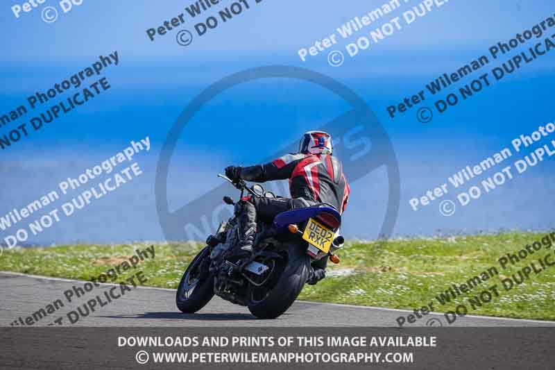 anglesey no limits trackday;anglesey photographs;anglesey trackday photographs;enduro digital images;event digital images;eventdigitalimages;no limits trackdays;peter wileman photography;racing digital images;trac mon;trackday digital images;trackday photos;ty croes